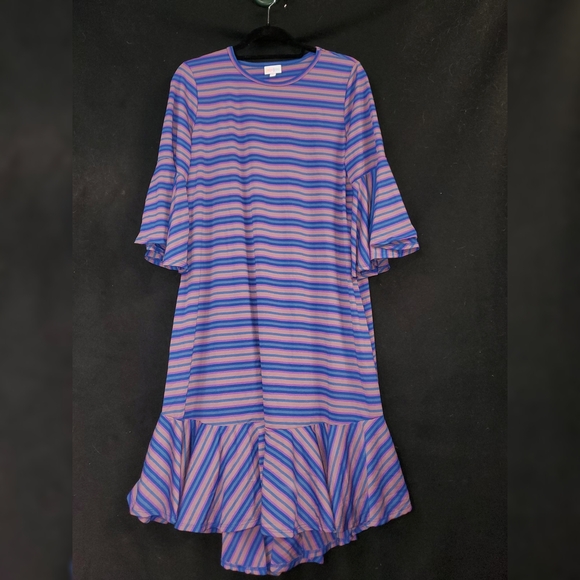 LuLaRoe Dresses & Skirts - LuLaRoe Maurine Dress XL